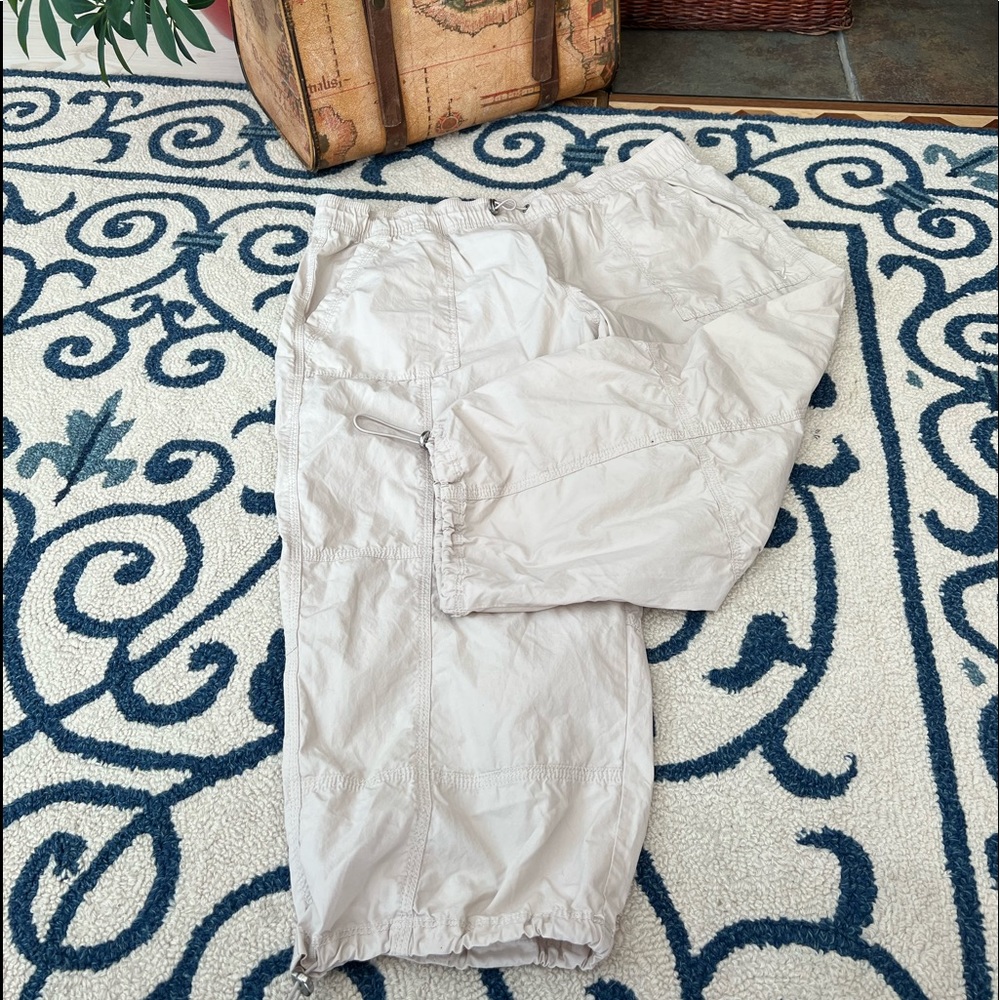 Calvin Klein Smocked Waistband Cargo Pants EUC